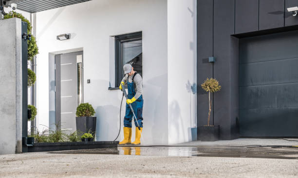 Professional Pressure Washing Services in Cascade, IA